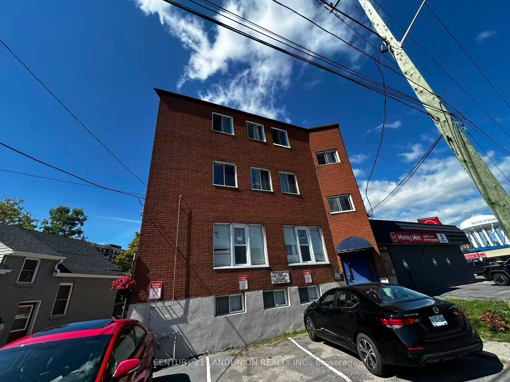 442 Macdonnell Street
