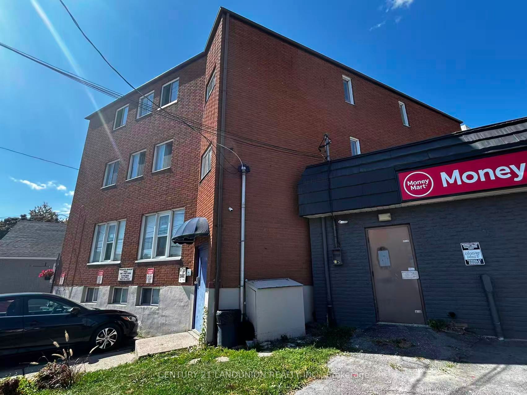 442 Macdonnell Street