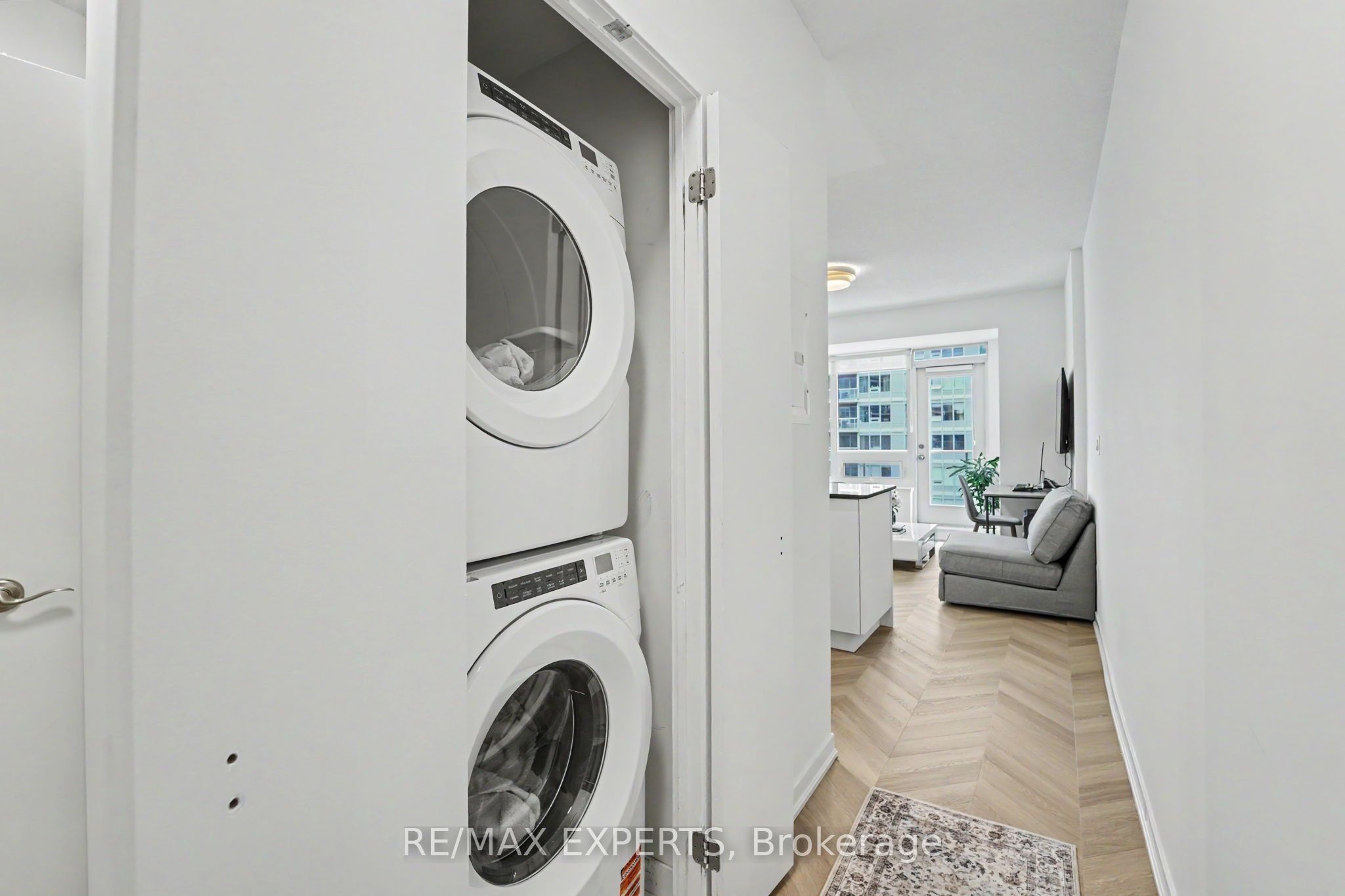55 East Liberty Street 1001