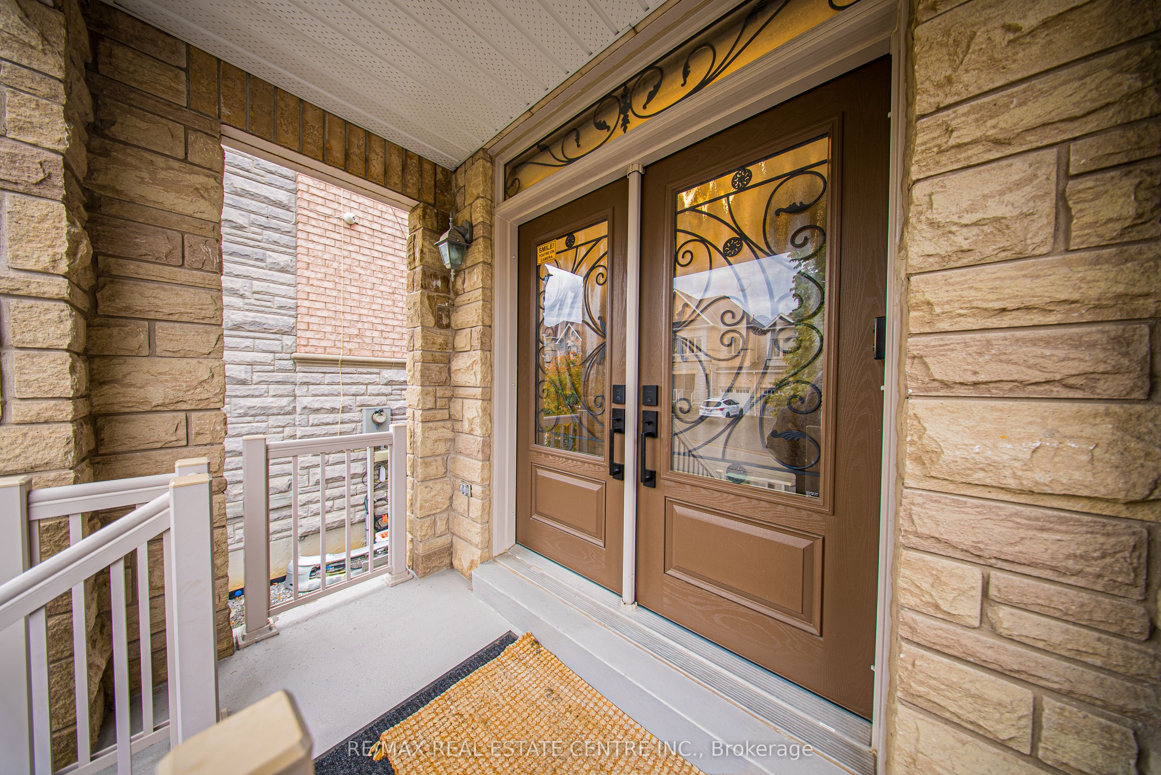 8 Bristlewood Crescent