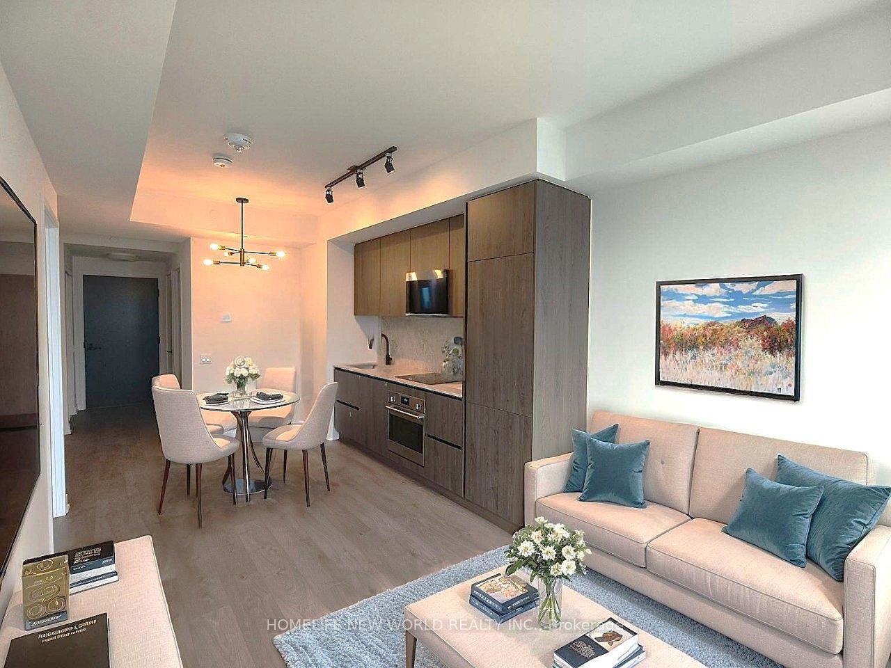 108 Peter Street 4208