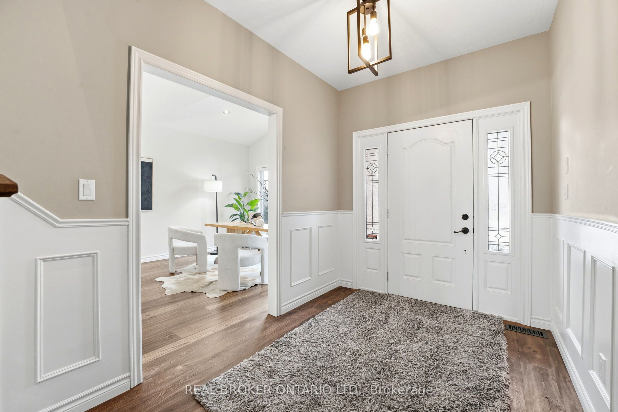 20 Cottonwood Crescent