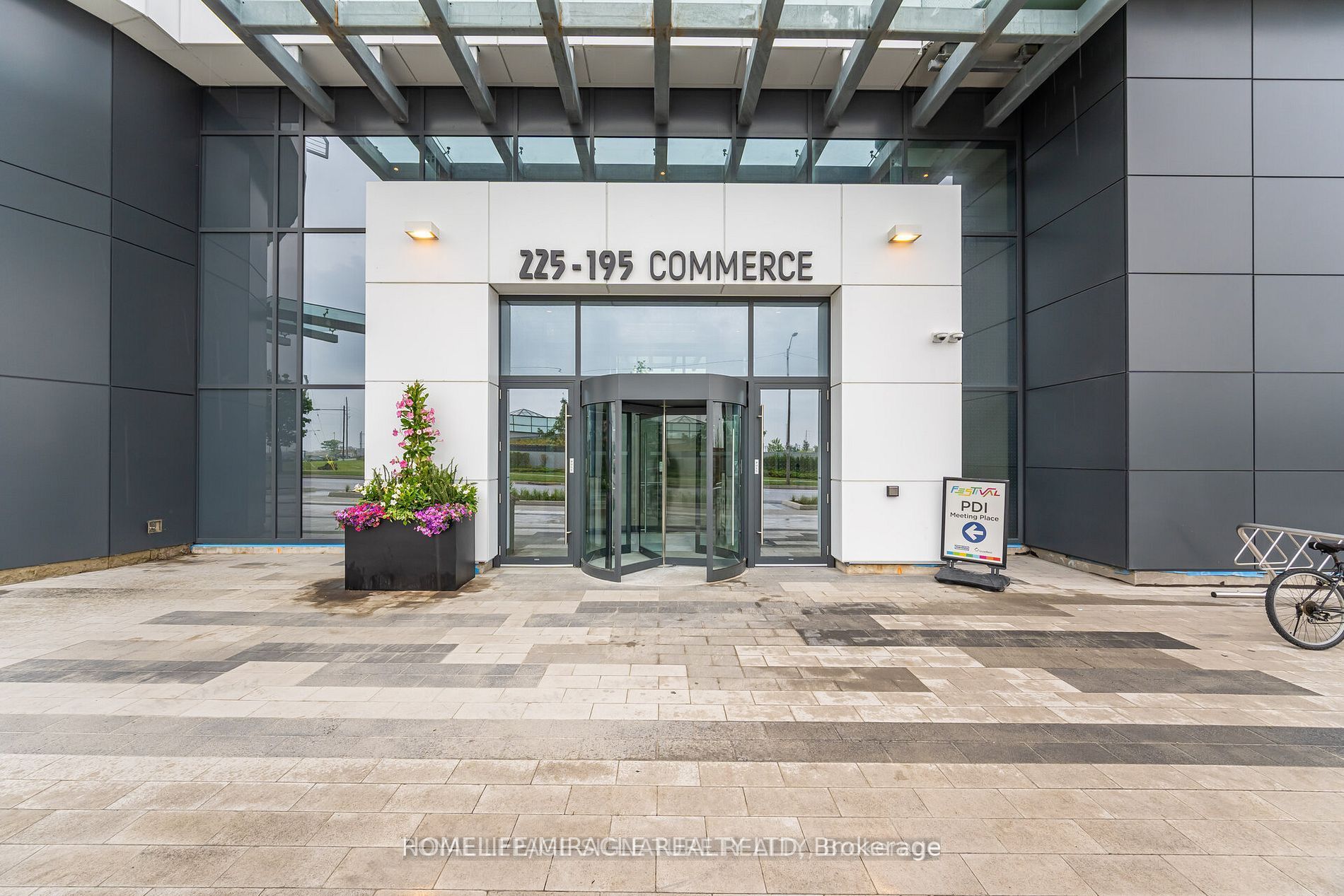 195 Commerce Street 1003