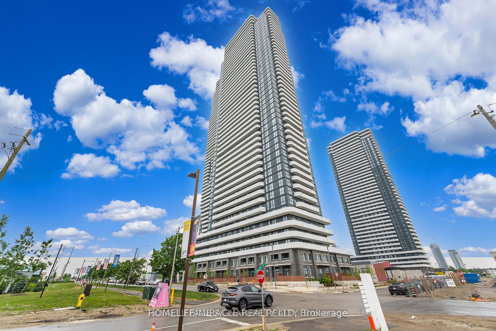 195 Commerce Street 1003