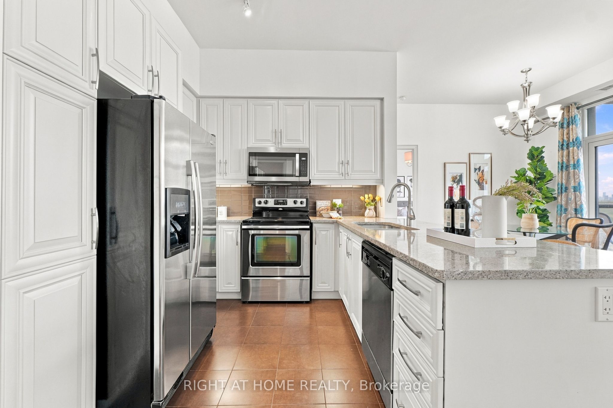 1135 Royal York Road 1301