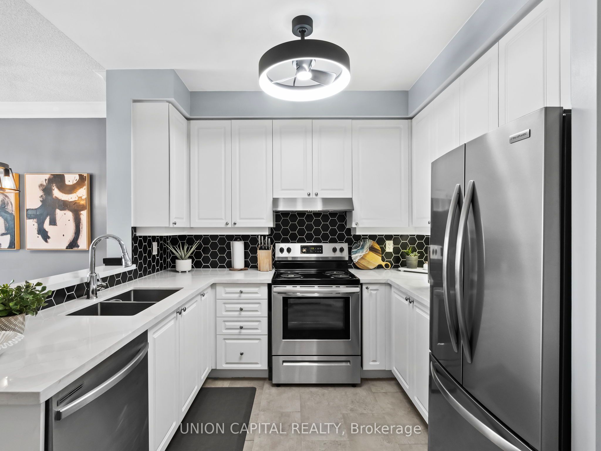 3650 Kingston Road PH918