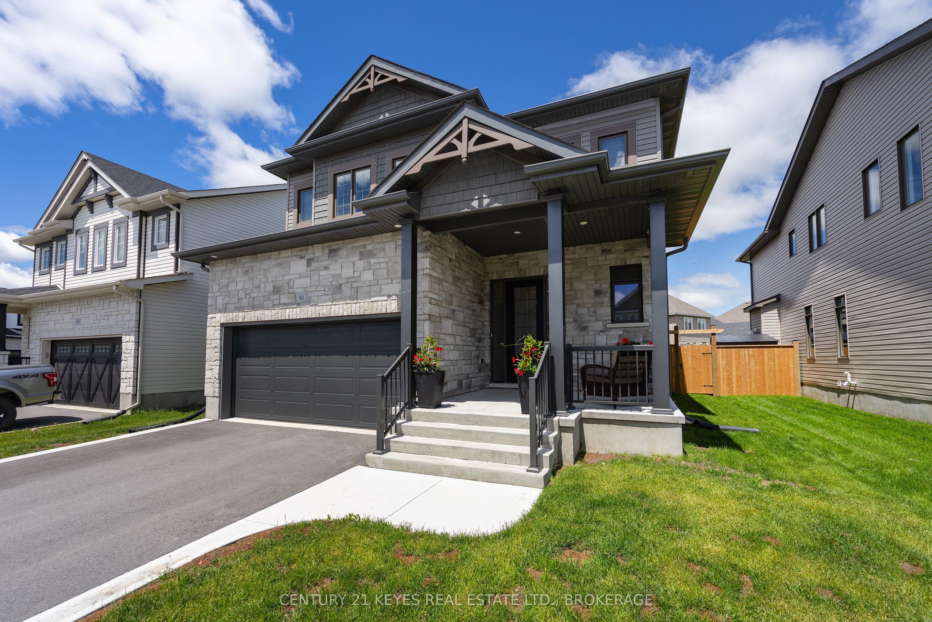 811 Riverview Way