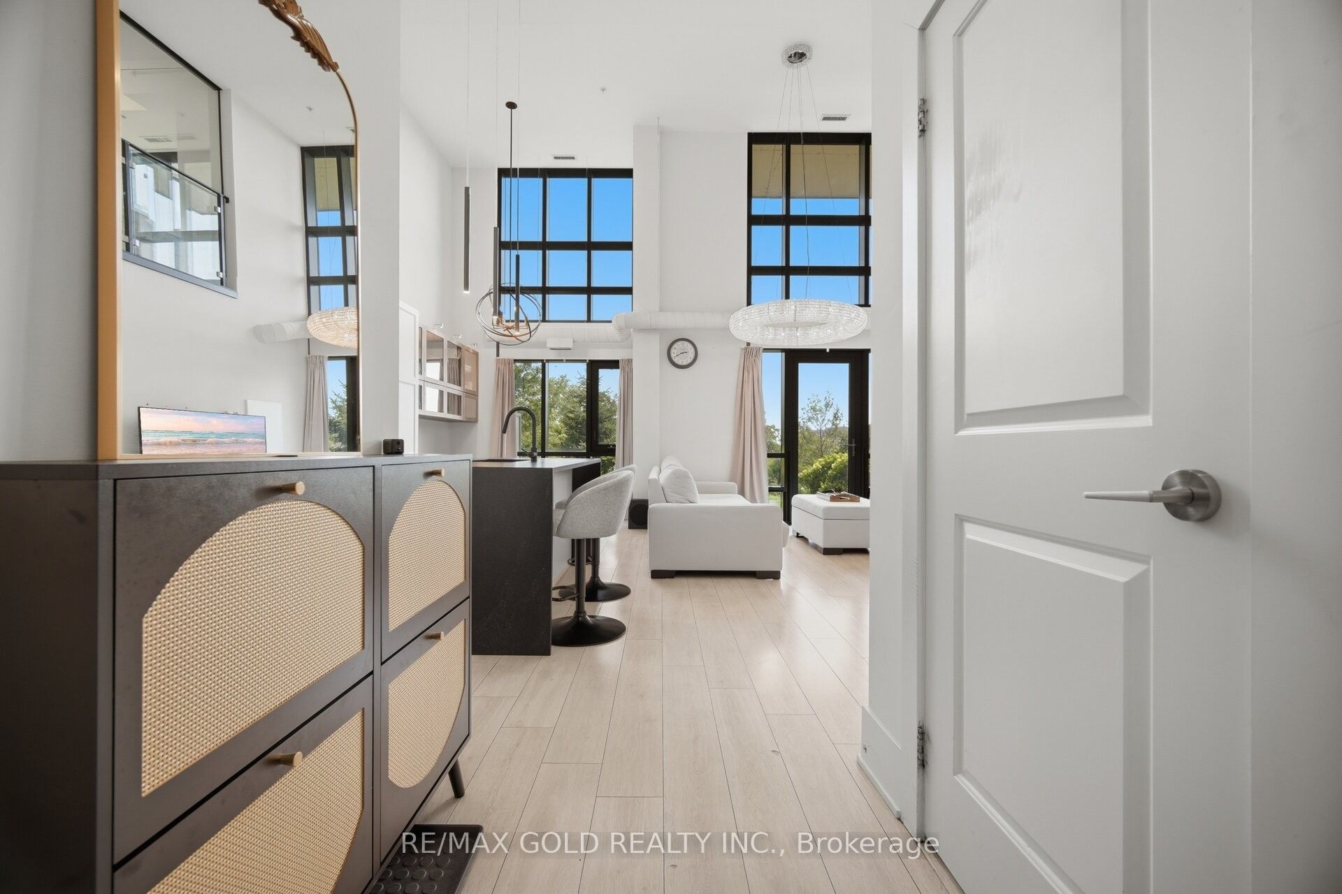 65 Yorkland Boulevard 111