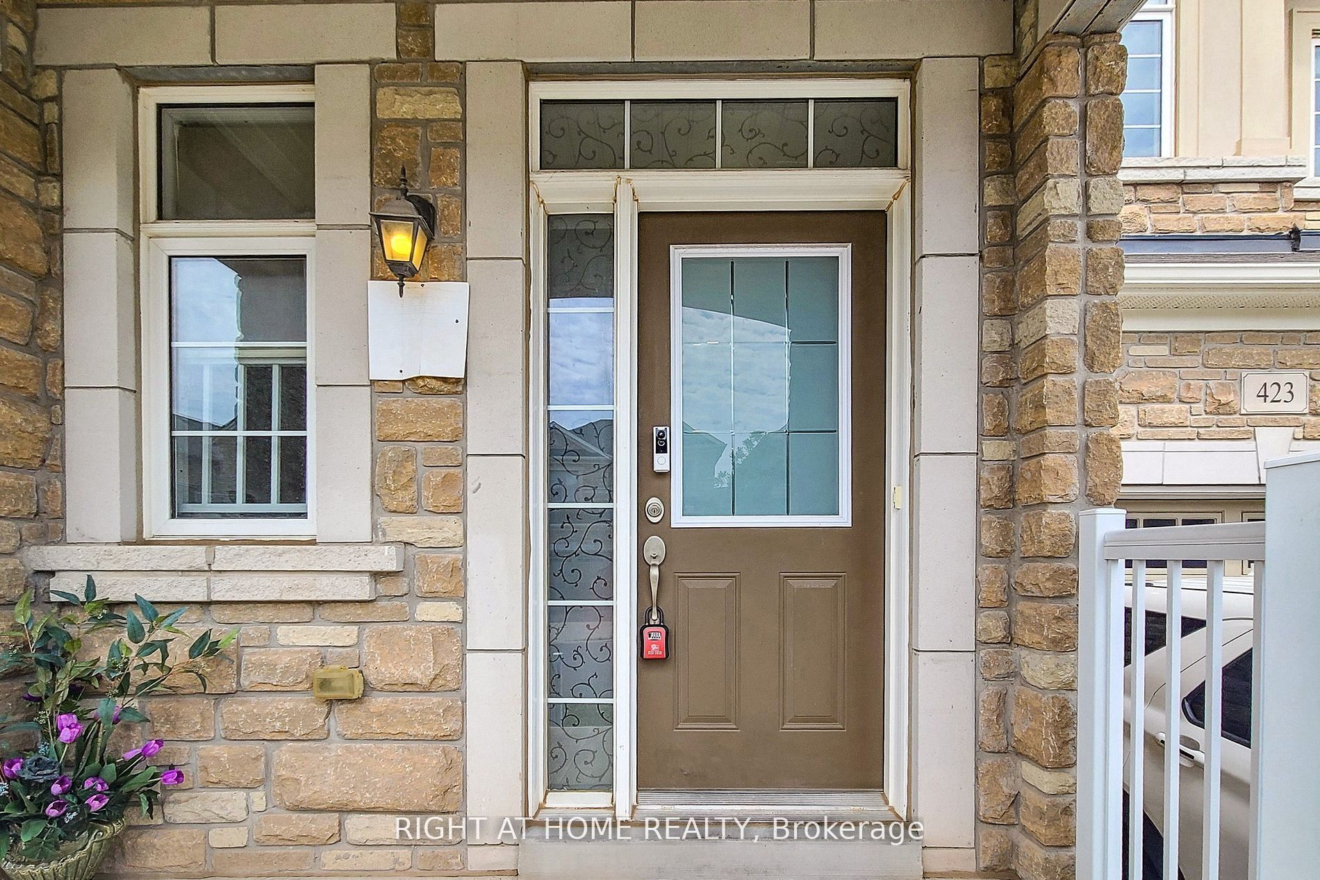 423 Grindstone Trail