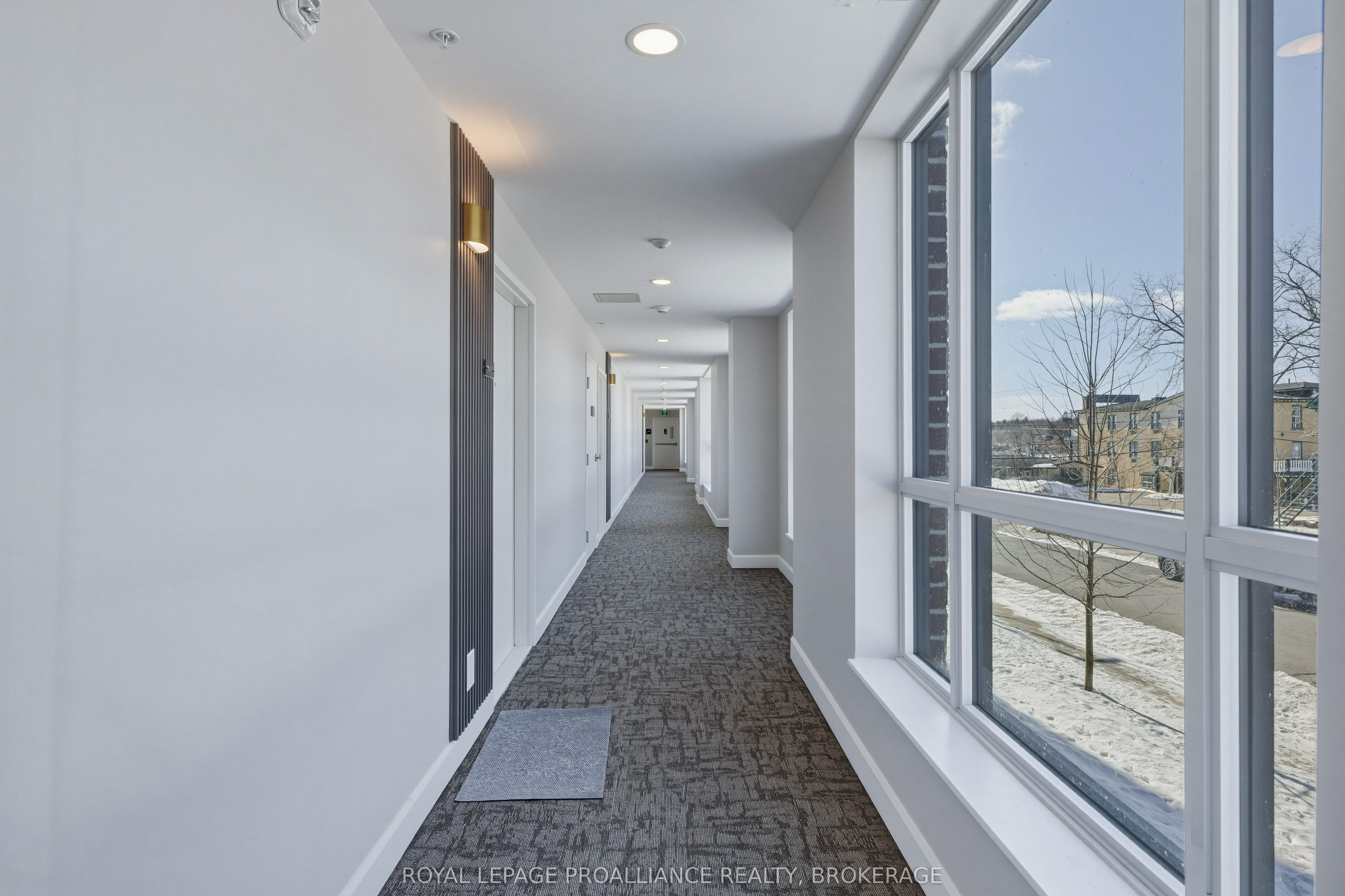 129B South Street 218