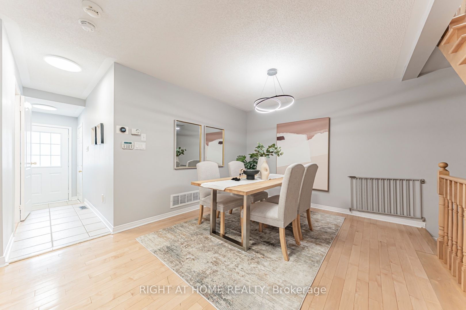 1133 Hickory Hollow Glen