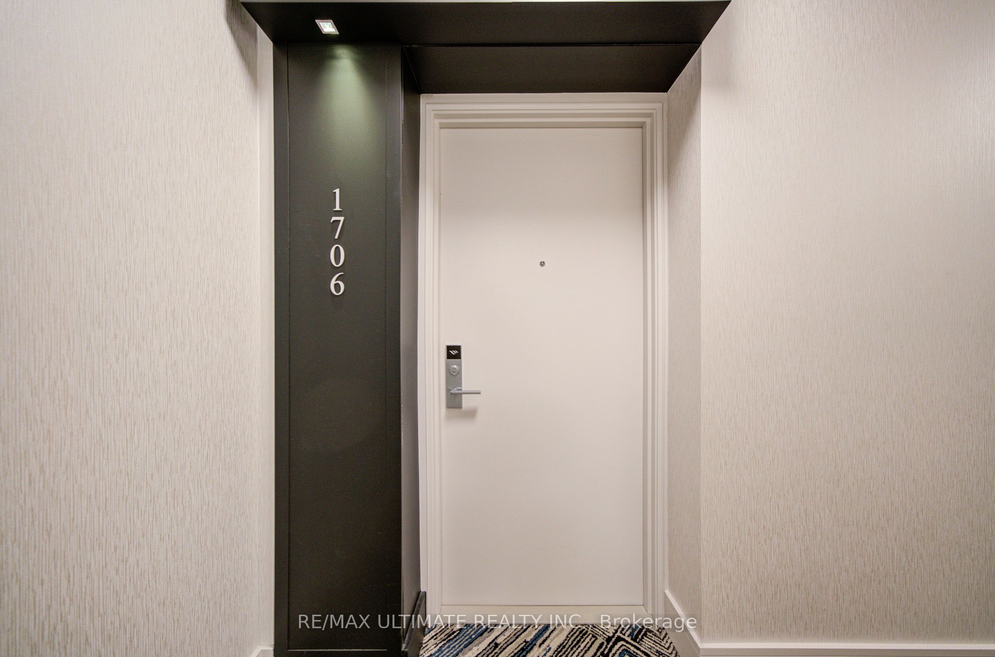 80 Marine Parade Drive N 1706