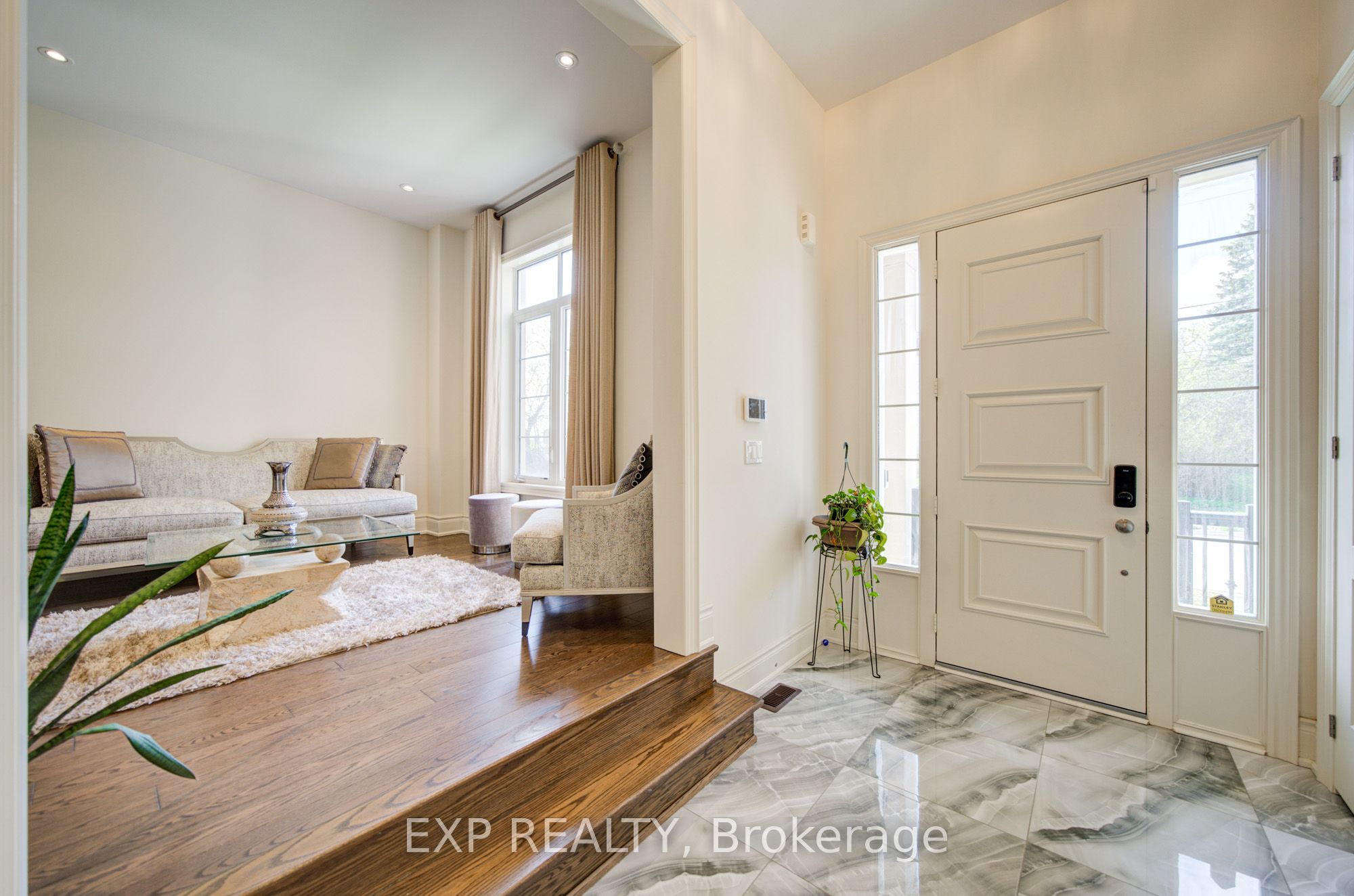 163 Hillsview Drive