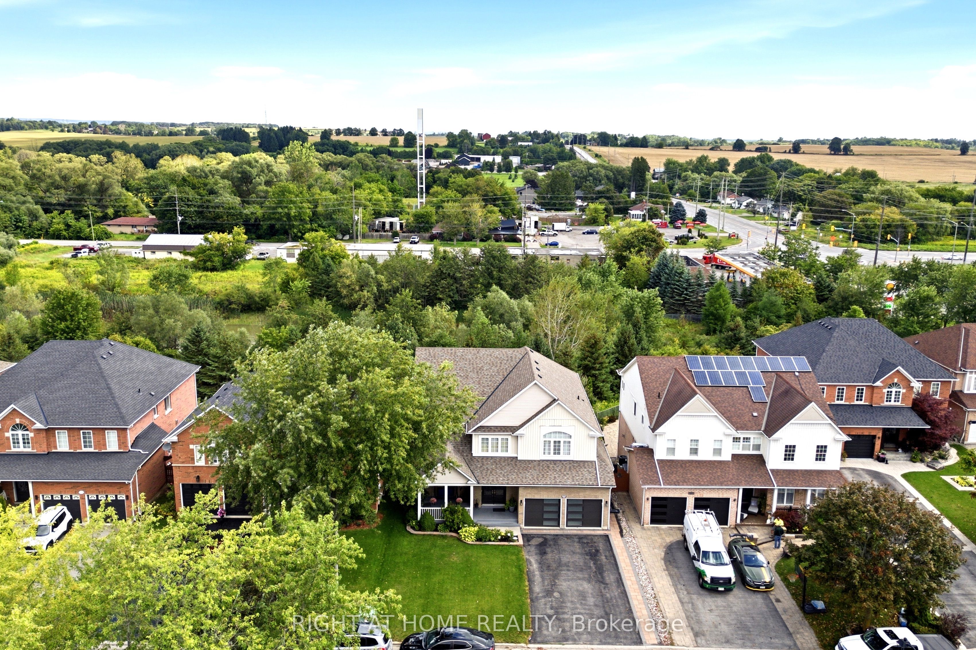 1427 Aldergrove Court