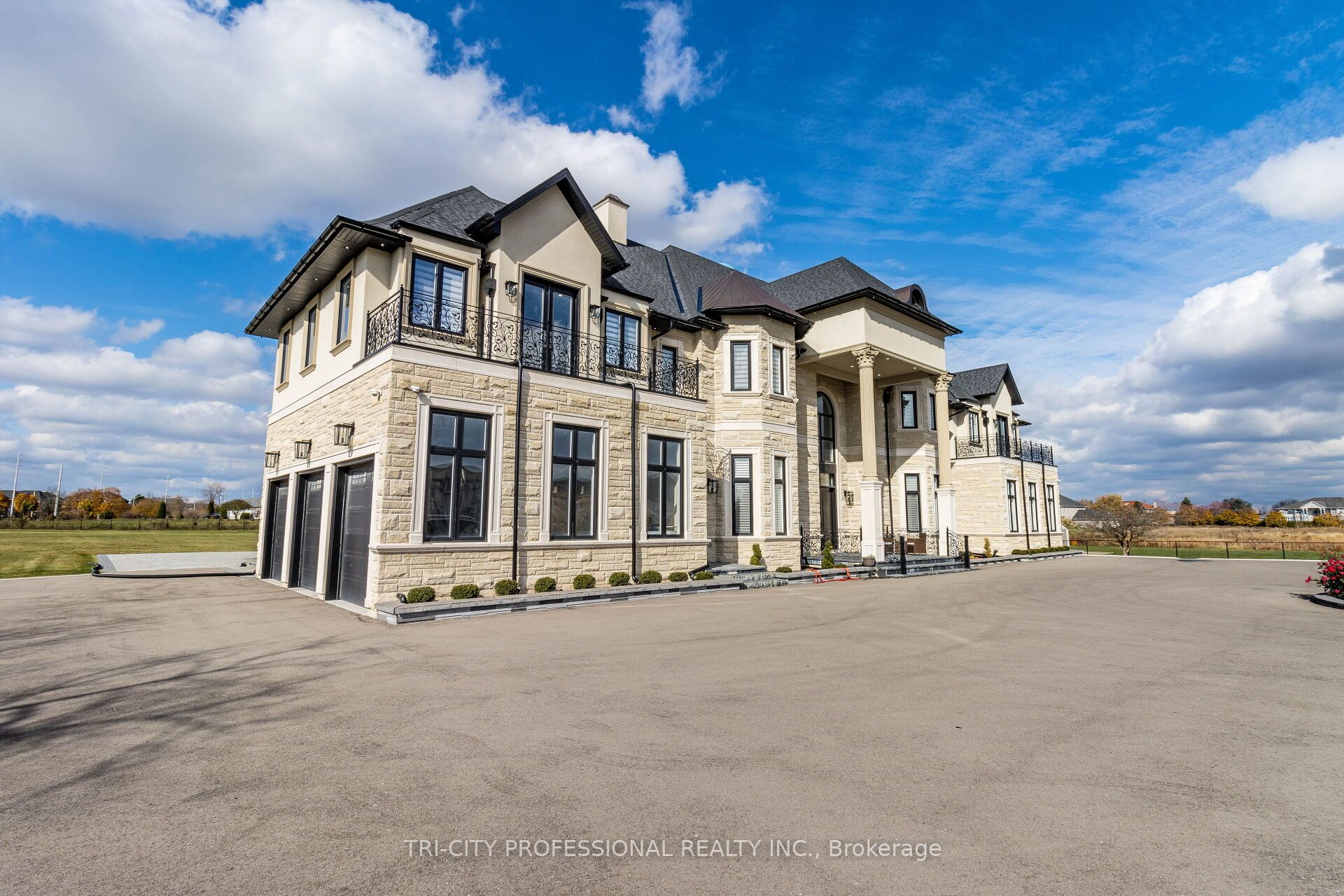 27 Morris Court