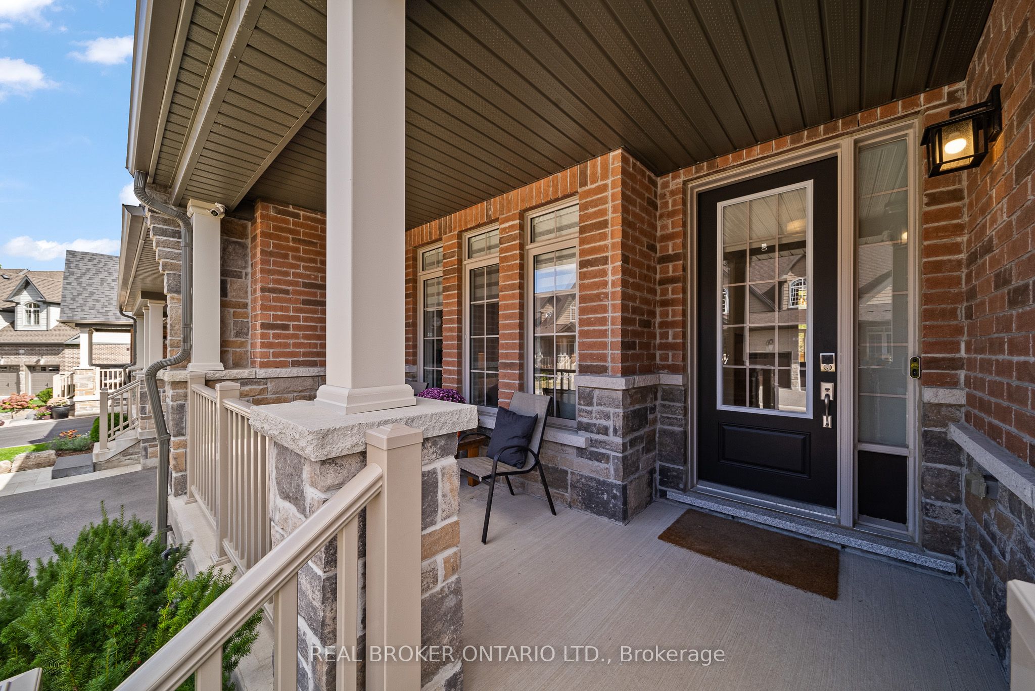 11 Howard Williams Court