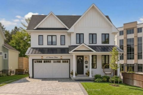 18 Victoria Drive Uxbridge ON L9P 1G8