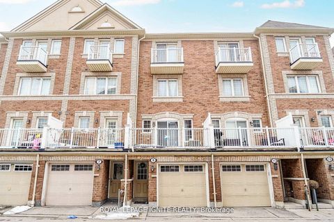 9 Cooperage Lane Ajax ON L1S 0E8