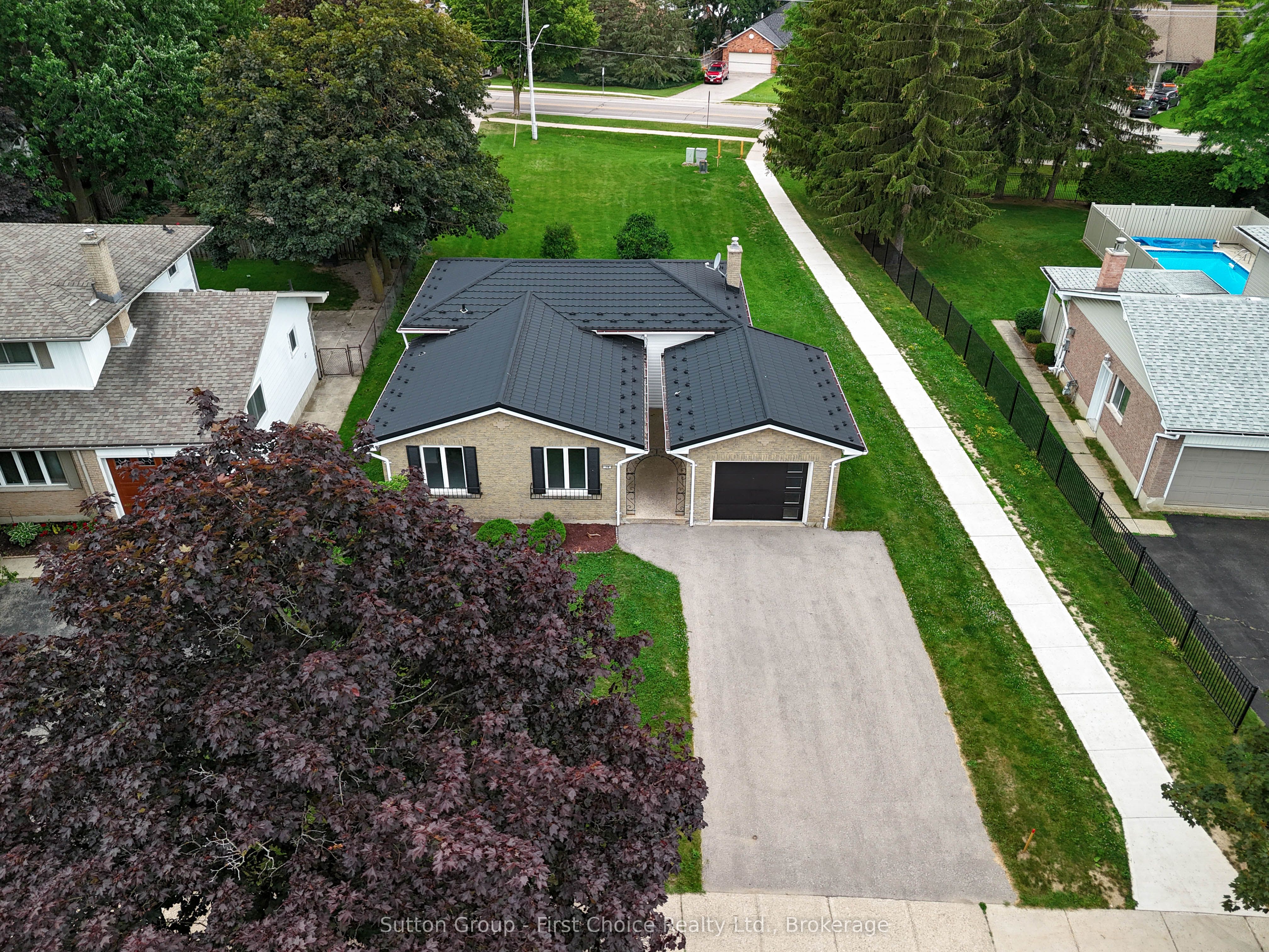 70 Bedford Drive
