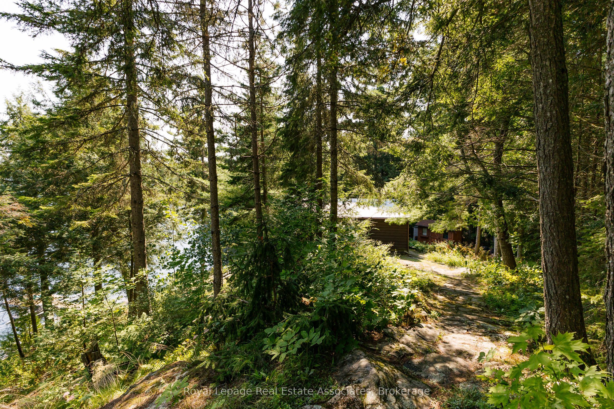 6415 Kennisis Lake Road