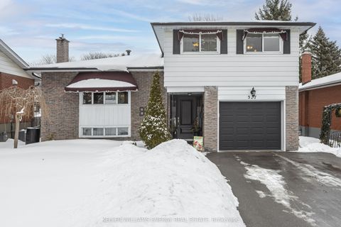 327 Keewatin Street S Oshawa ON L1H 6Z9