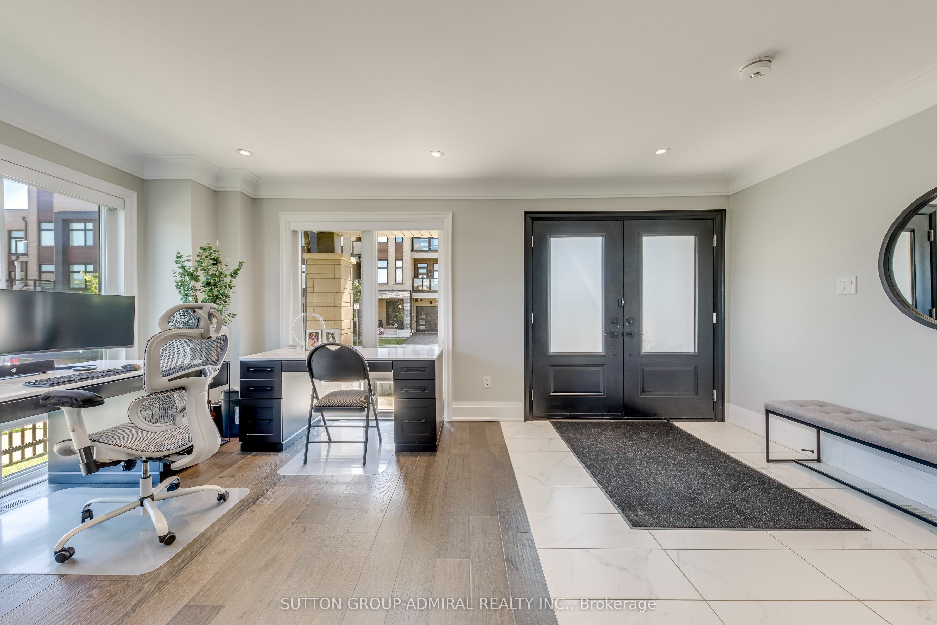2481 Badger Crescent 1
