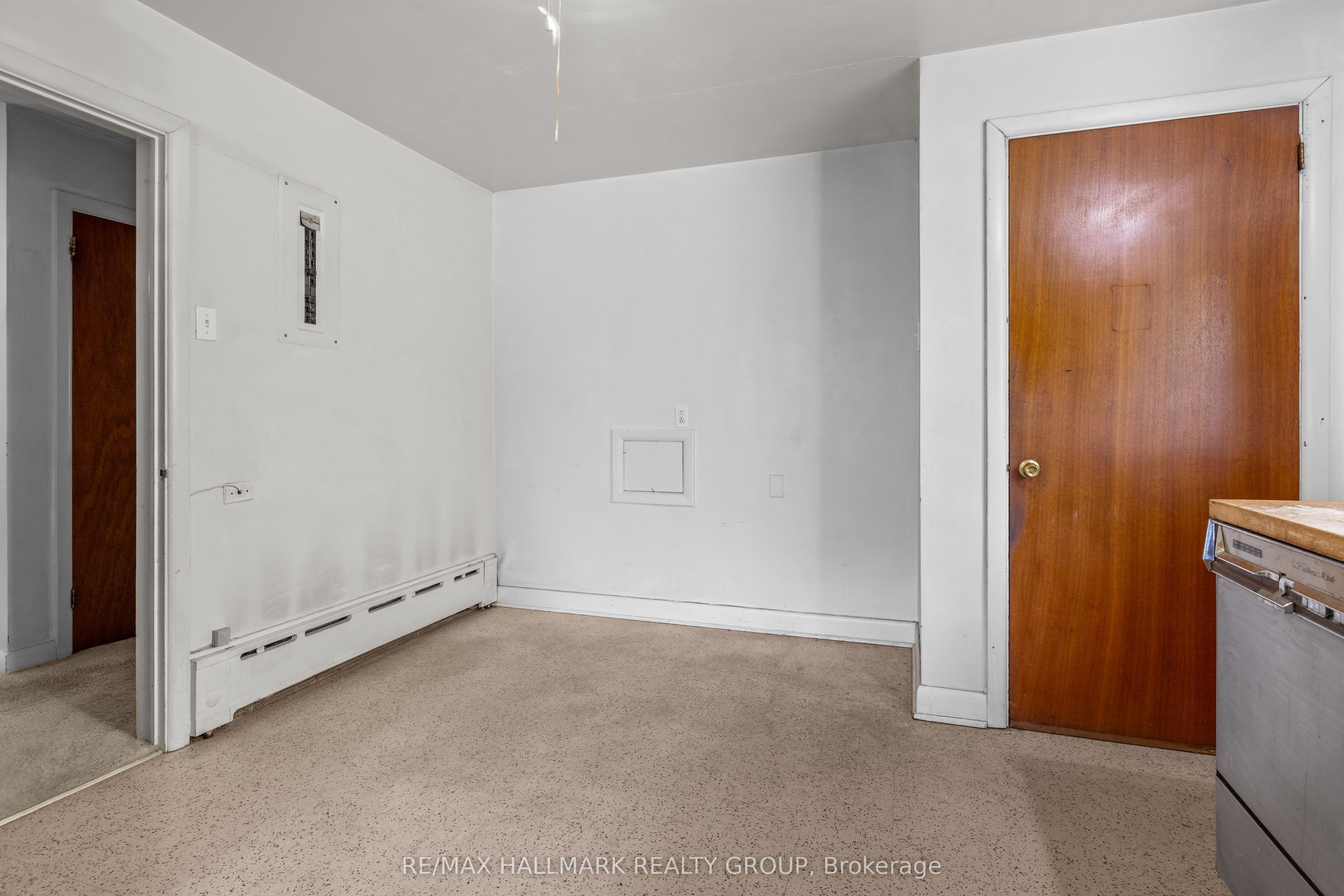 492 Vernon Avenue