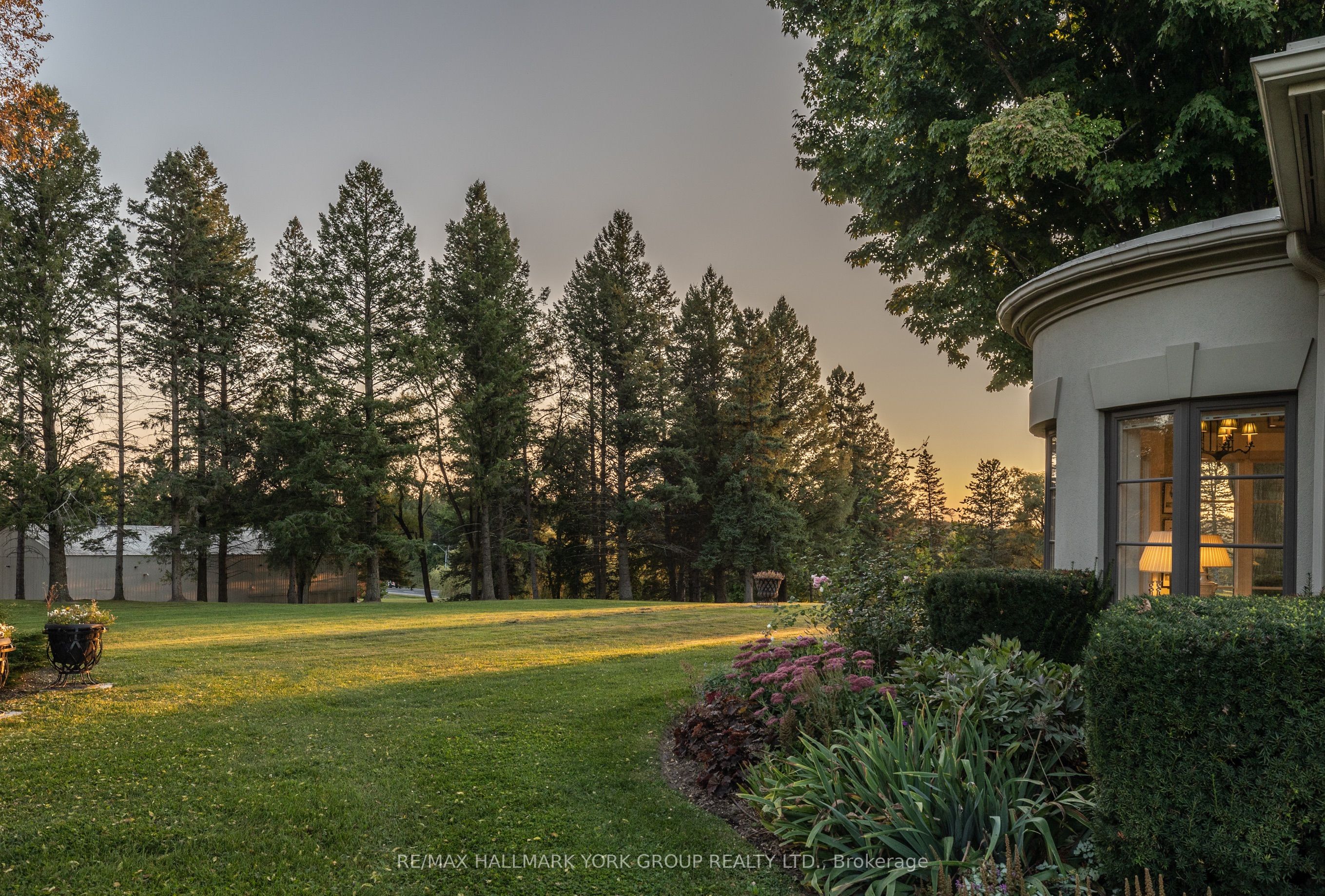 14455 Dufferin Street