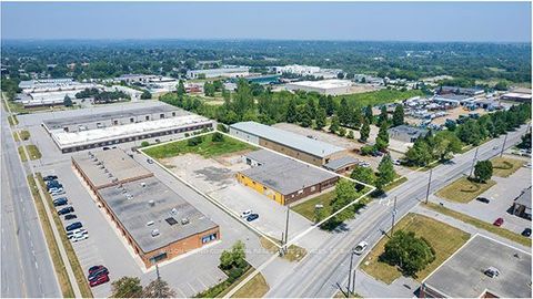 574 Wentworth Street E Oshawa ON L1H 3V9