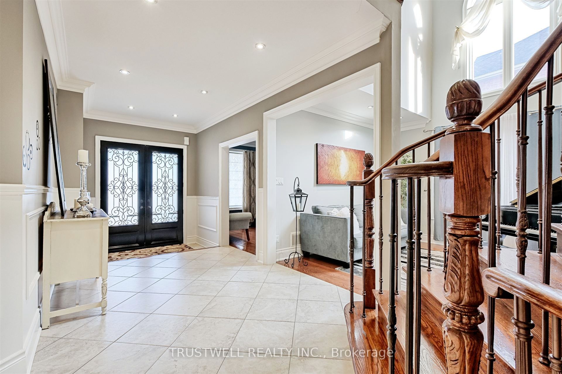 1799 Grayabbey Court