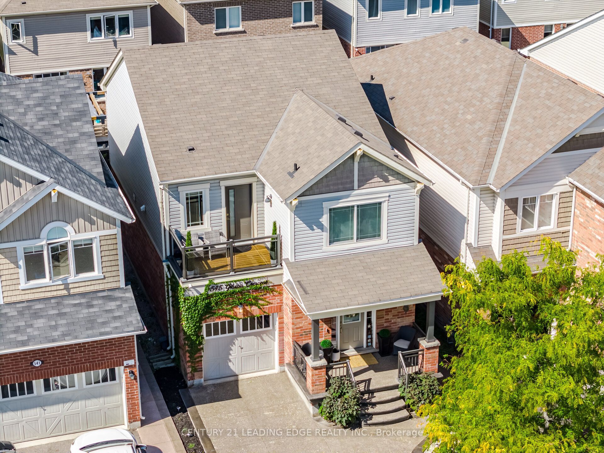 545 Gibson Crescent