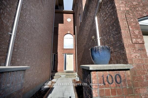 107 Bristol Road E 100