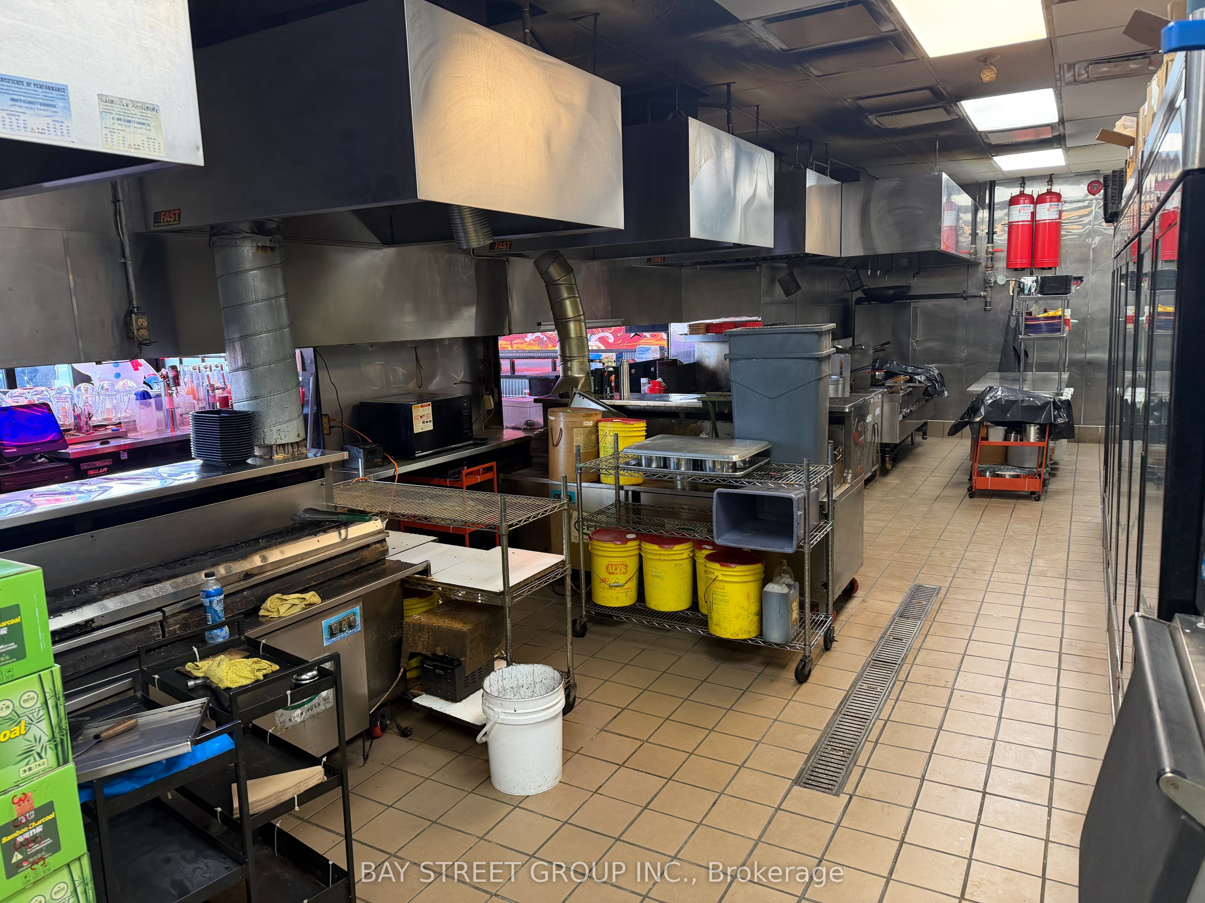 3365 Steeles Avenue B05-B06