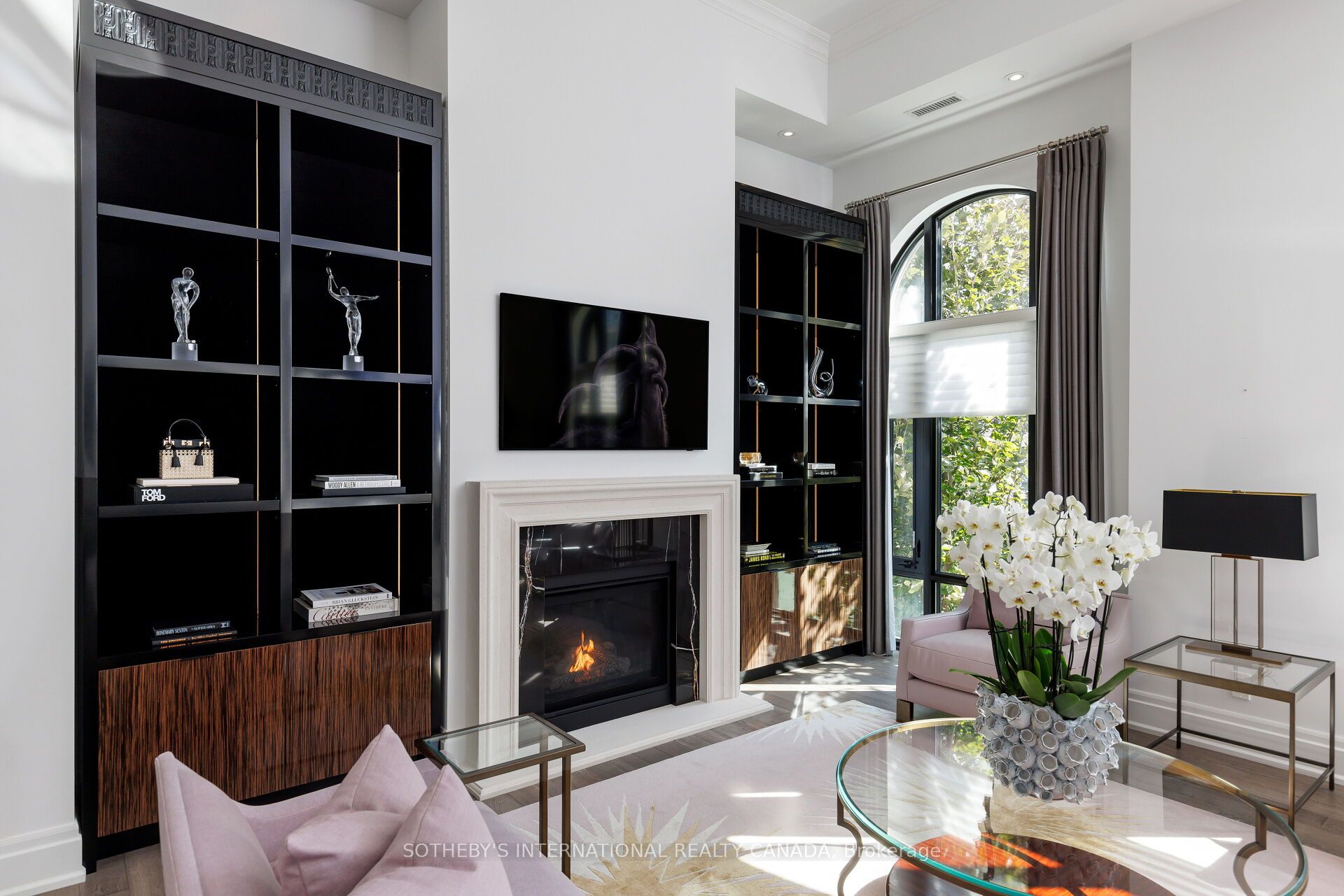 4 The Kingsway N/A TH 2