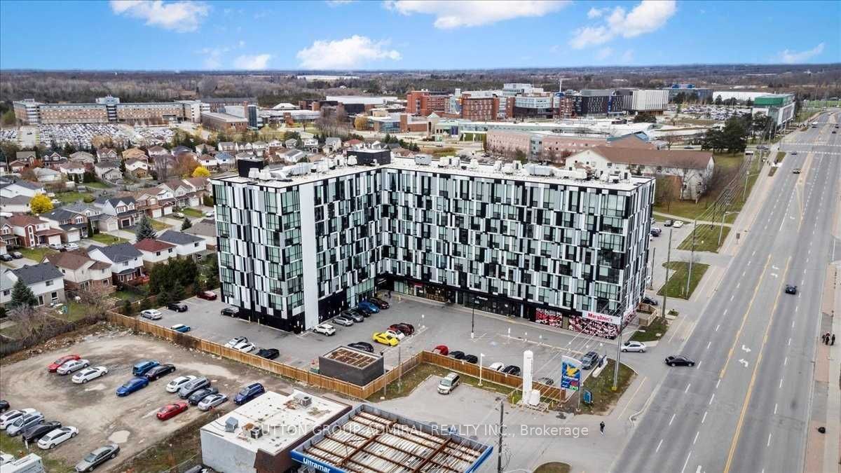 1900 Simcoe Street N 636