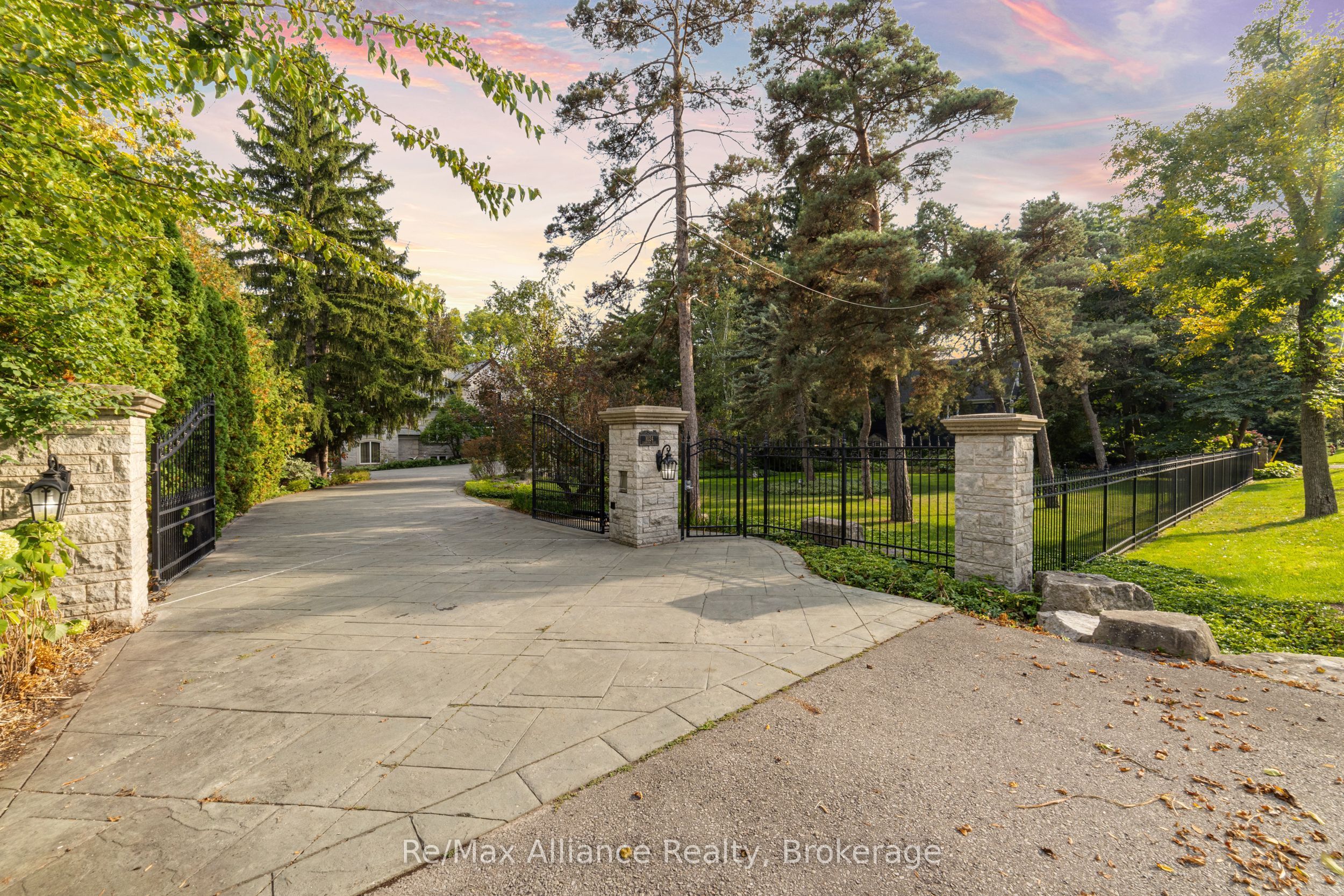 1024 Linbrook Road