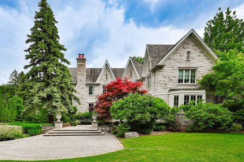 1257 Tecumseh Park Drive Mississauga ON L5H 2W5