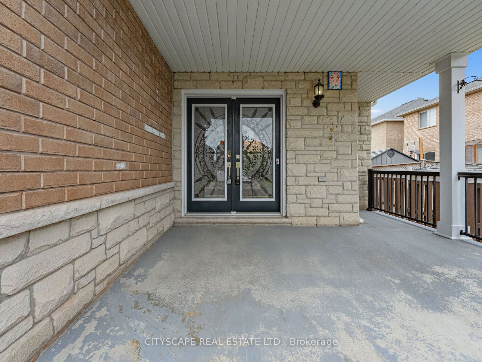 24 Roundstone Drive