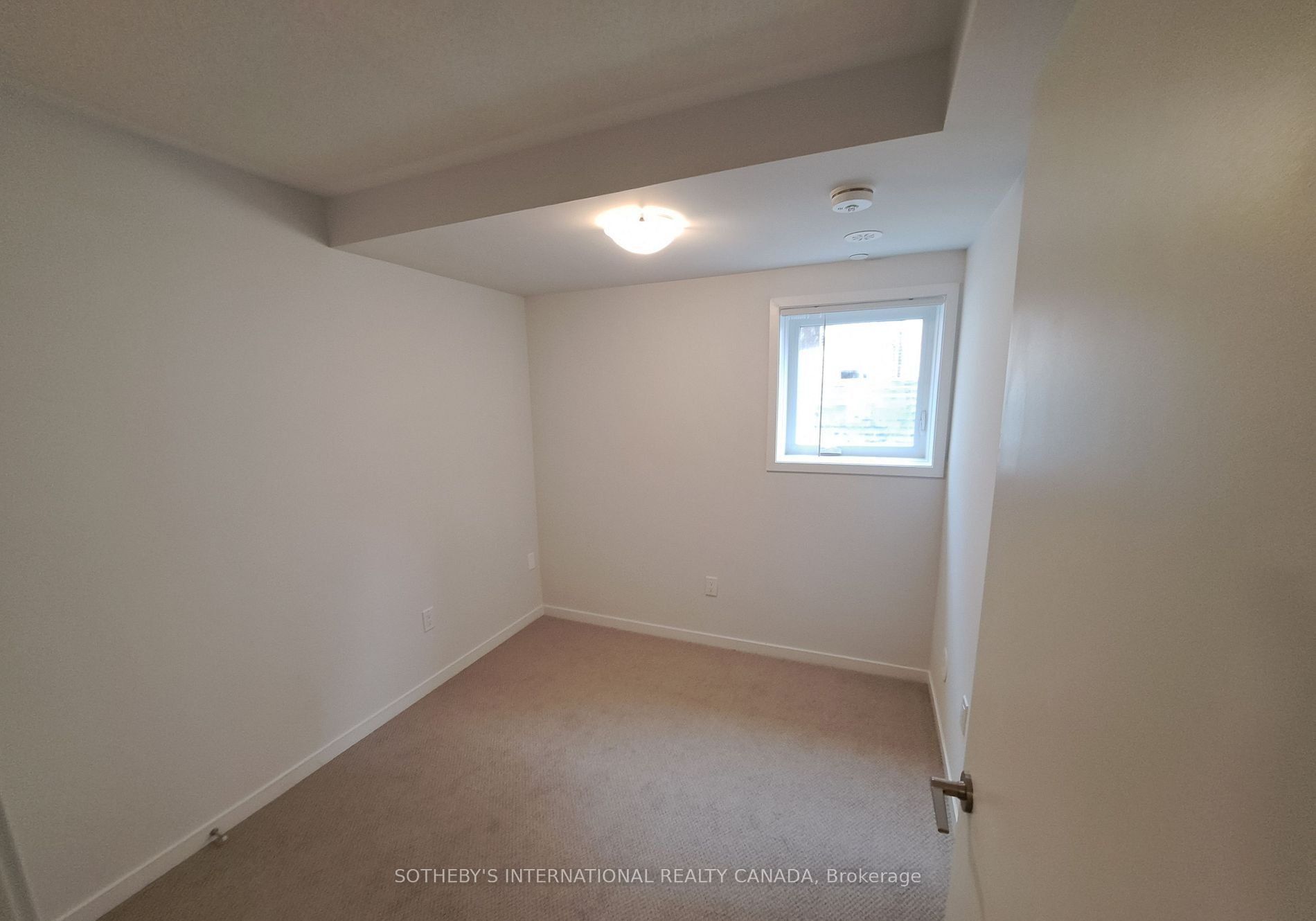10 William Jackson Way 77