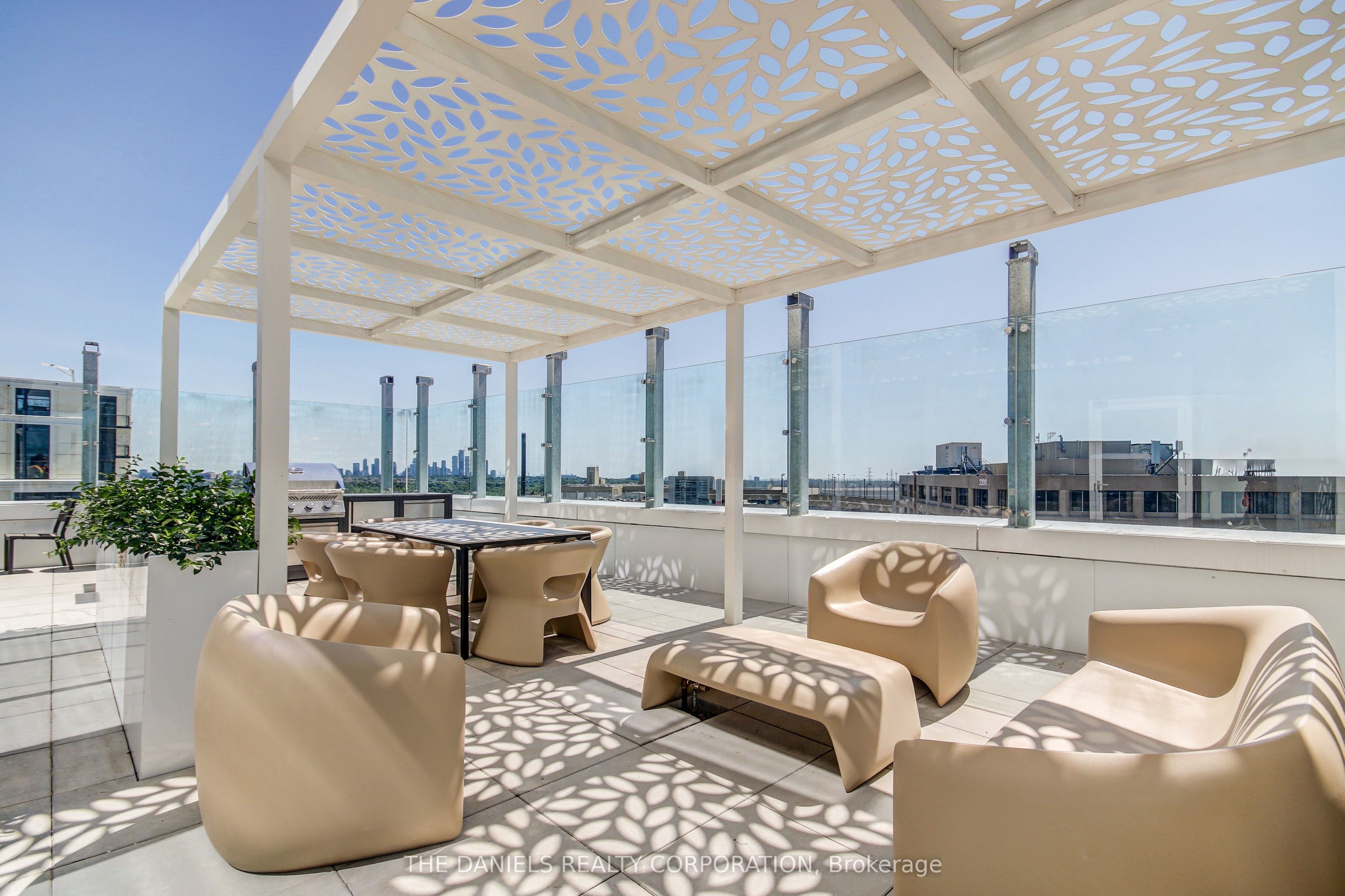 2485 Eglinton Avenue W 1113