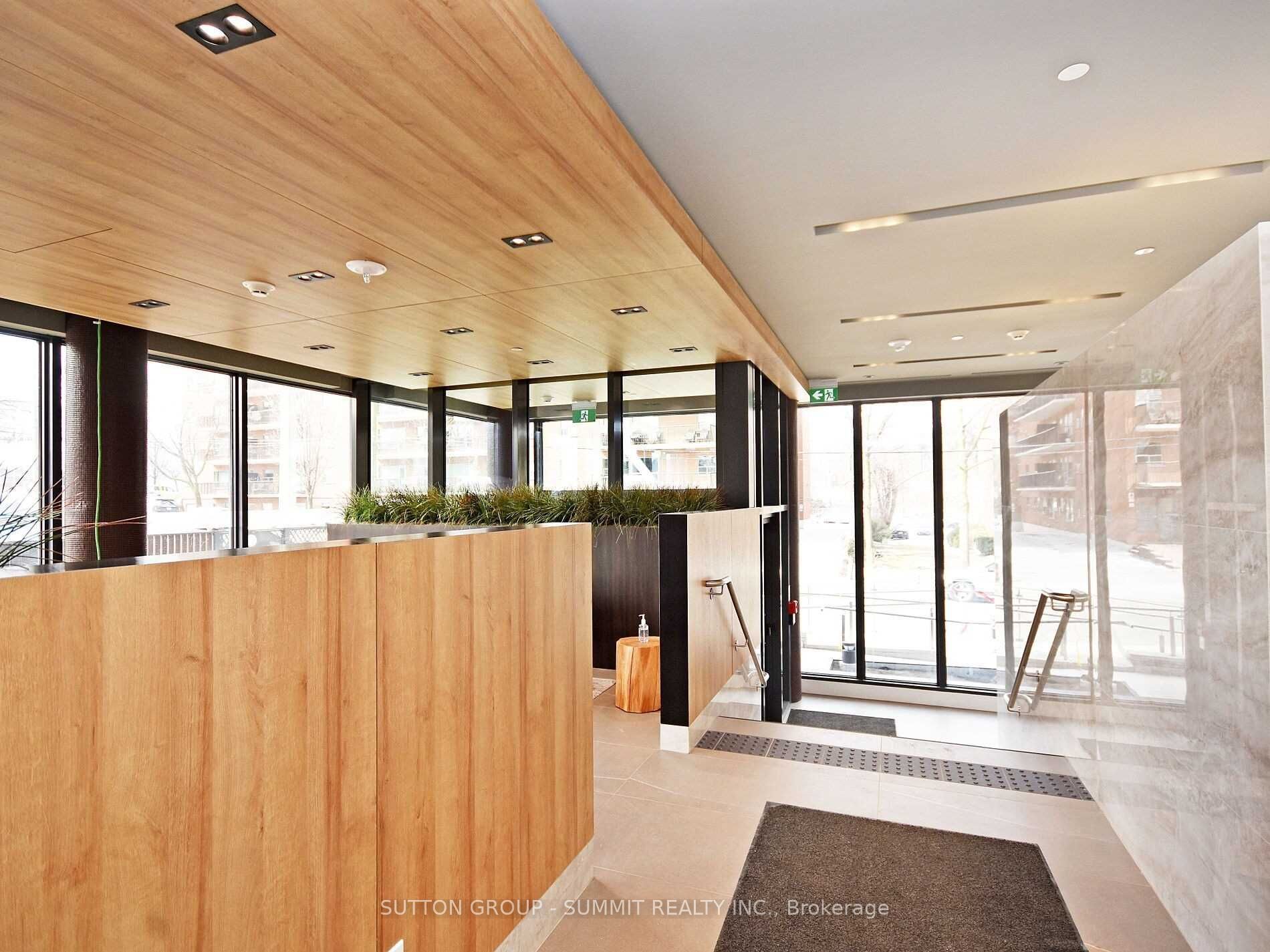 21 PARK Street E 1606