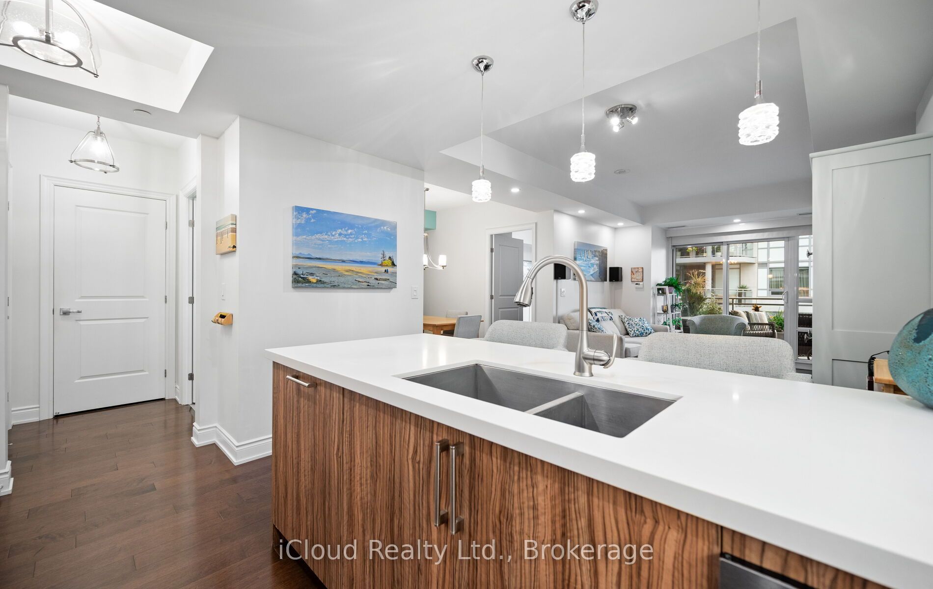 3500 Lakeshore Road W 625