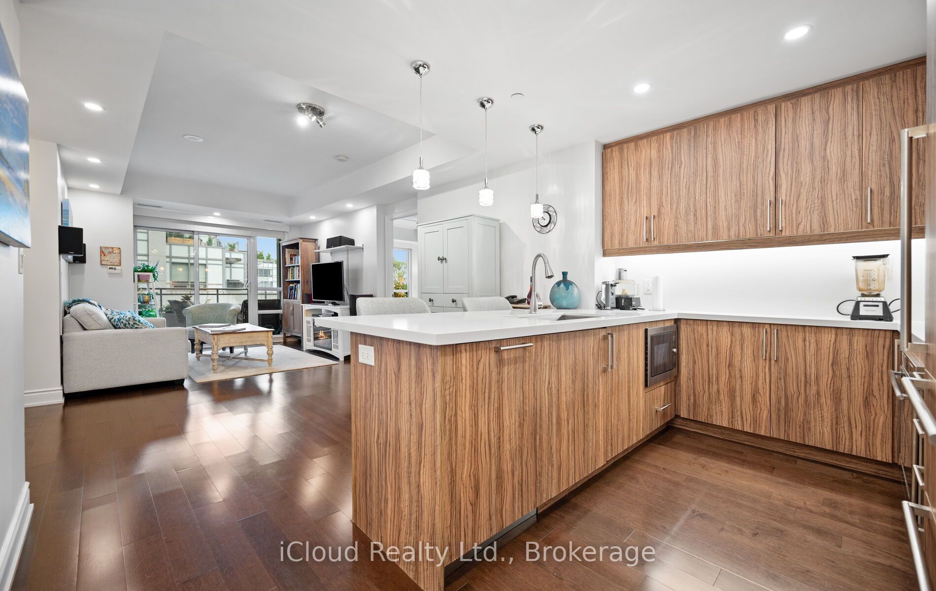 3500 Lakeshore Road W 625