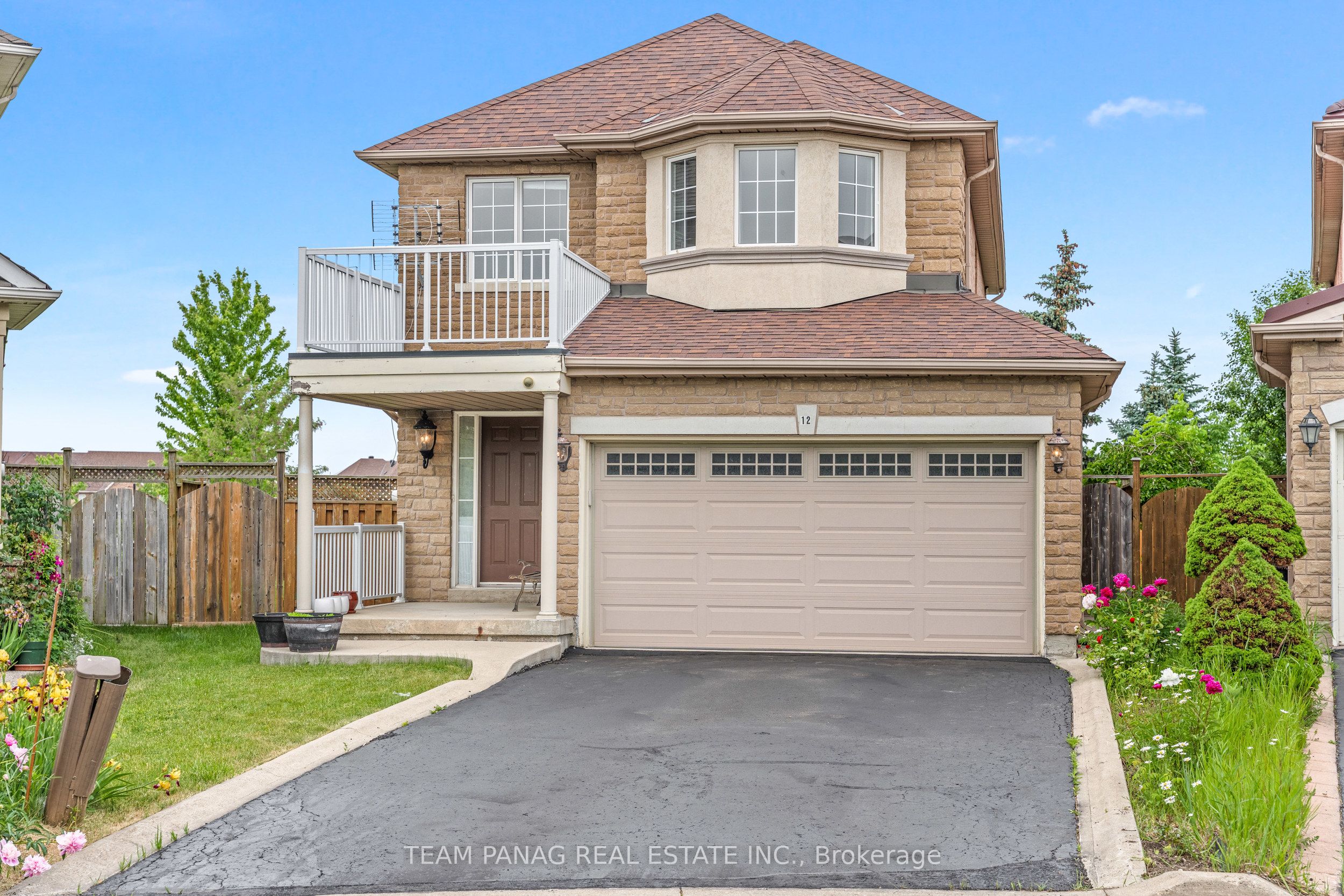 12 Stirrup Court