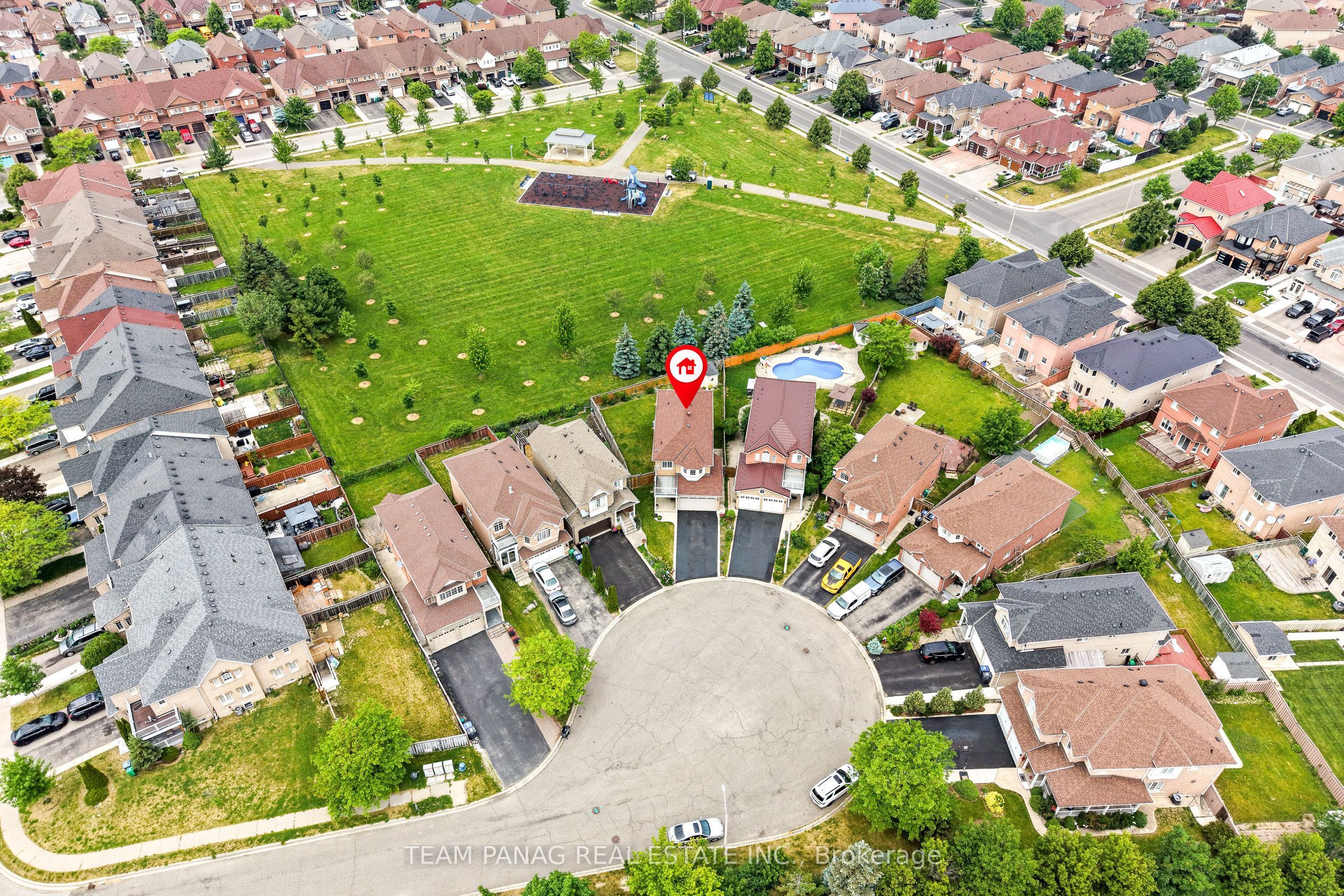 12 Stirrup Court