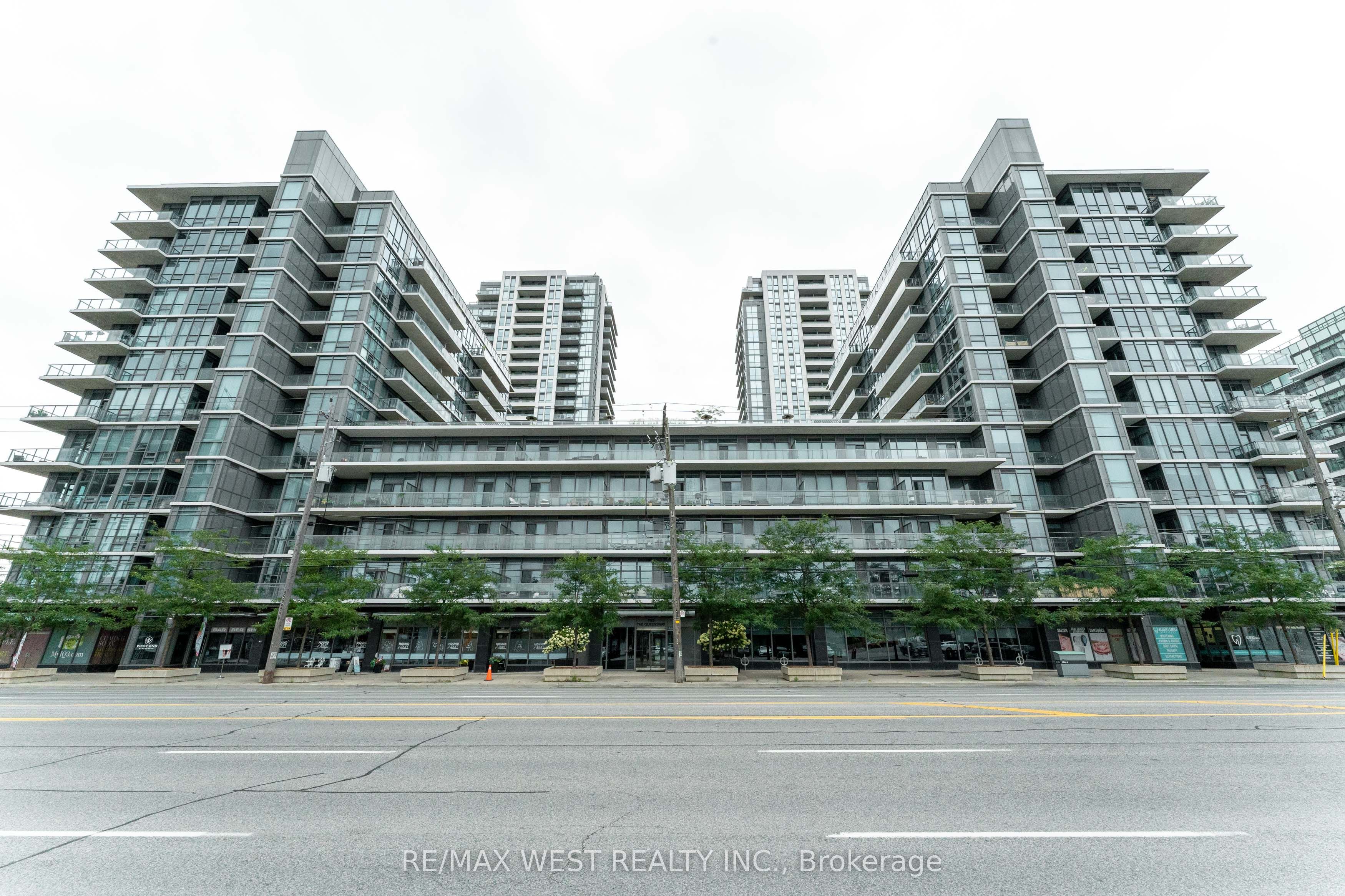 1185 The Queensway N/A 710