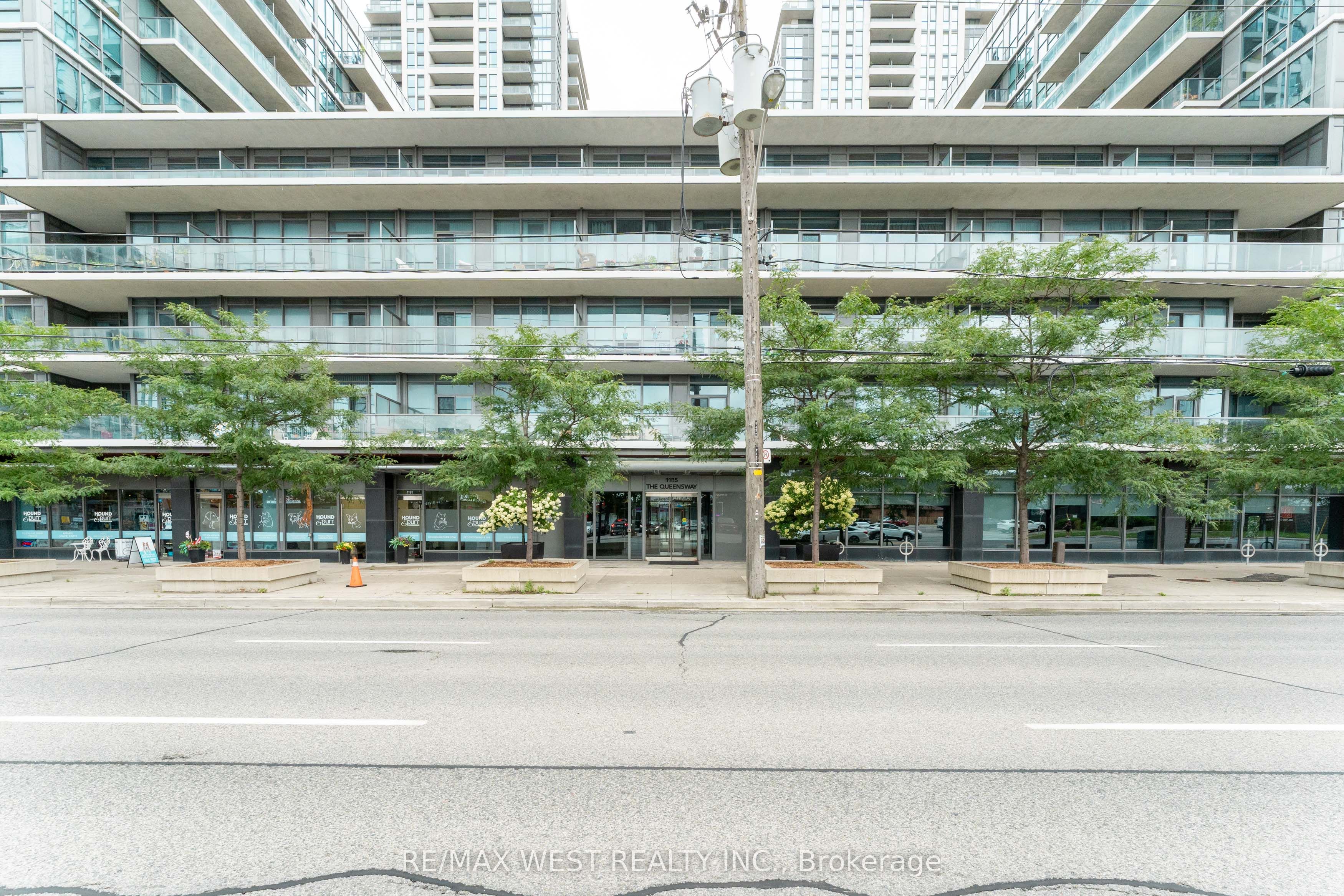 1185 The Queensway N/A 710