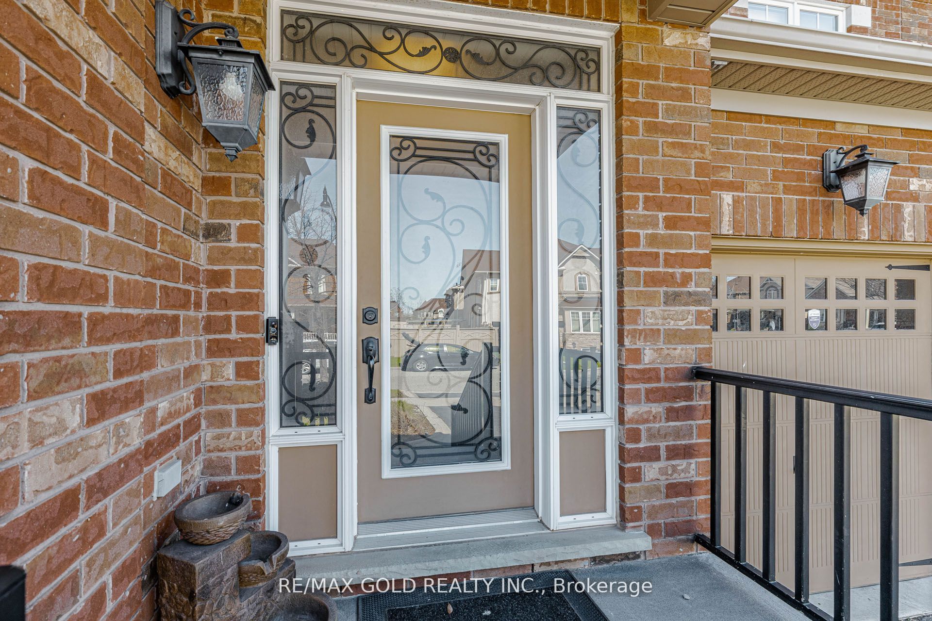 26 Pine Island Way