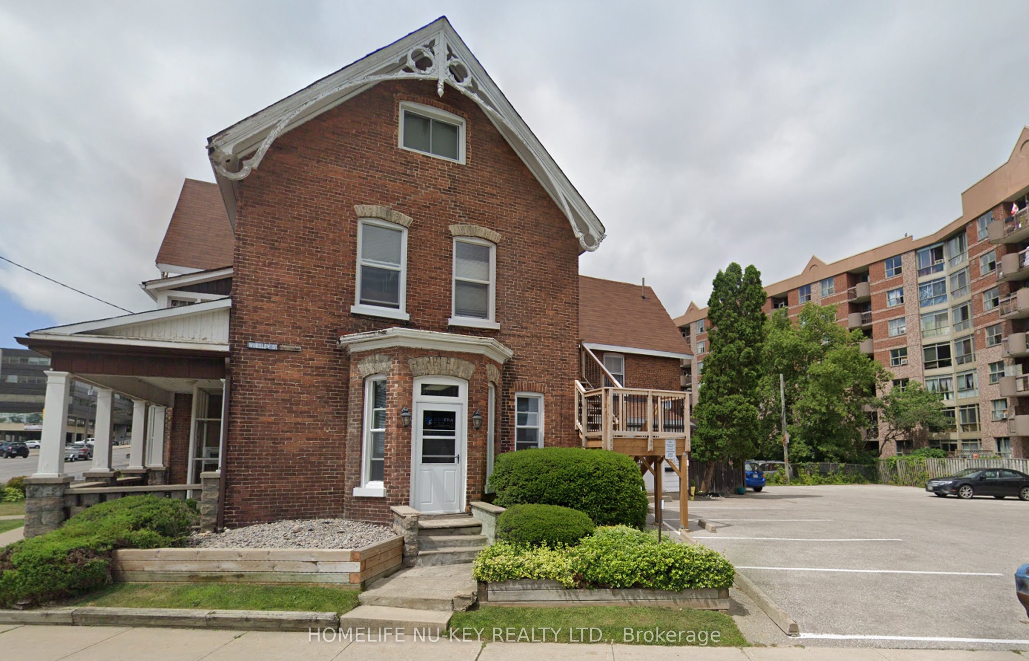 99 Bayfield Street