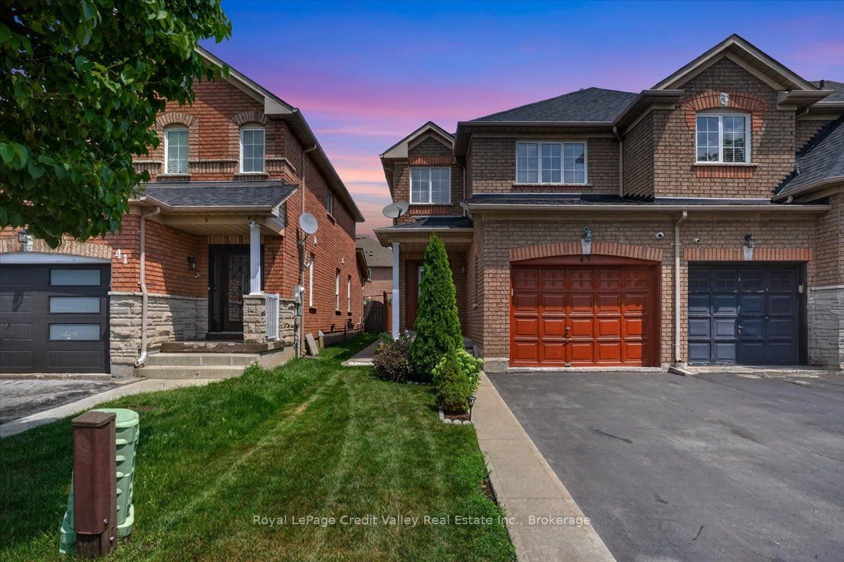 43 Coppermill Drive